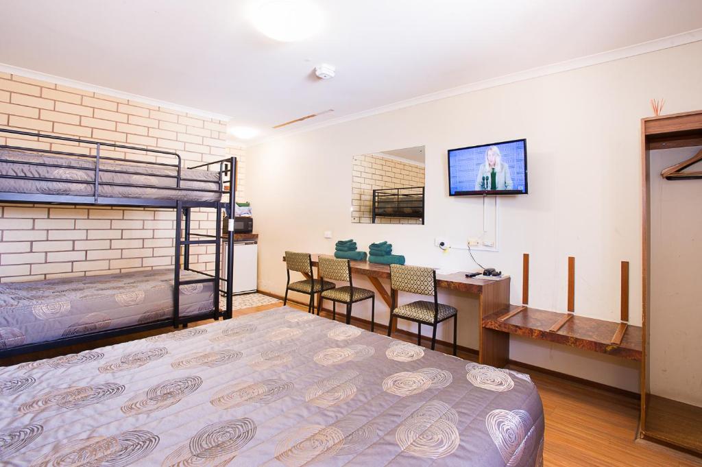 Standard Family Room with queen and bunk beds